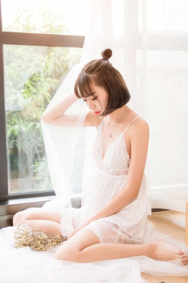 正常女的下面扒开会有小须须吗